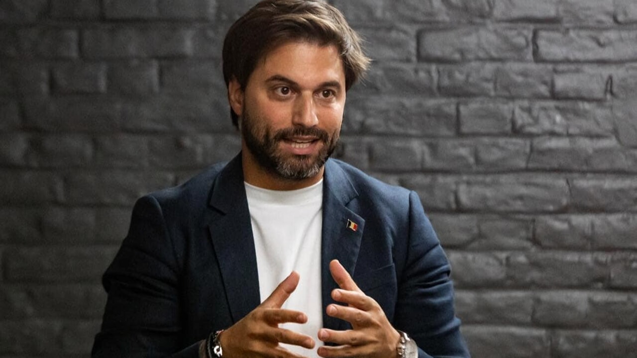 "Bouchez défend mieux les intérêts flamands que De Wever" : le président du MR soutenu par l'extrême droite flamande